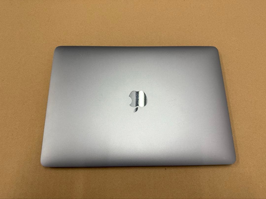 MacBook Pro 2019 13インチ core i7