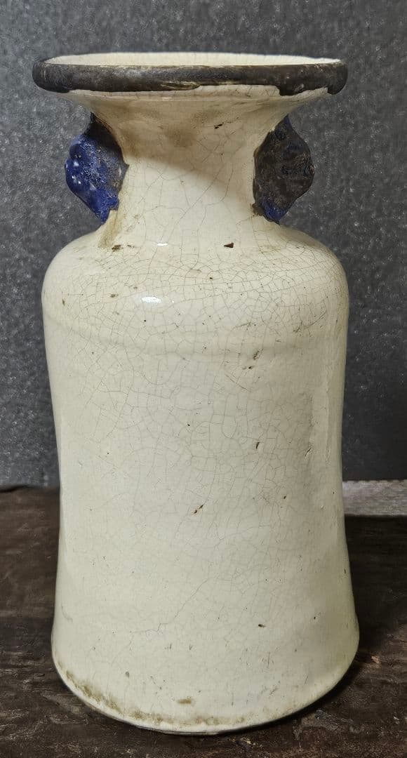 中国古美術　中国古陶磁器　清代　清朝期 色絵　古赤絵　鳥に花の図　広口瓶　花入れ