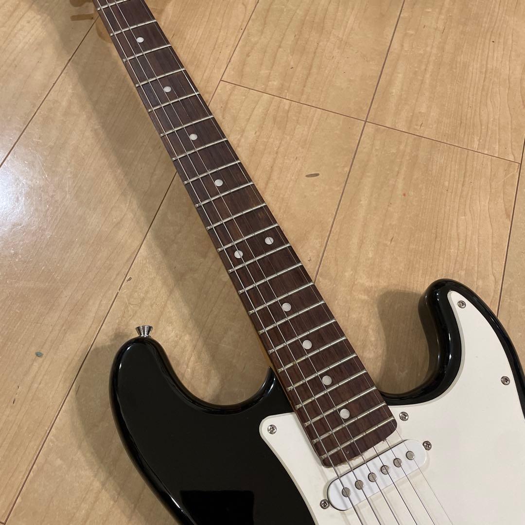 迅速な配送！安い！SX ストラトキャスタータイプ　弦高調整済み　です