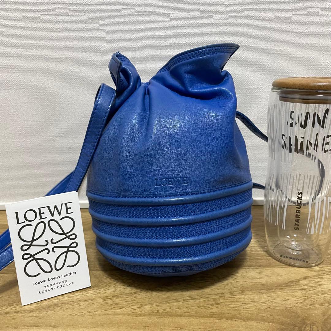 《美品》LOEWE（ロエベ）ナッパレザー ショルダーバッグ ブルー系