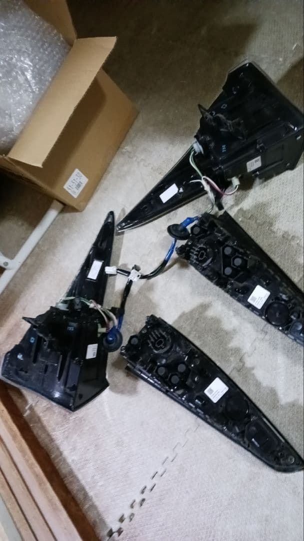 50プリウス前期テールランプ 4個セット