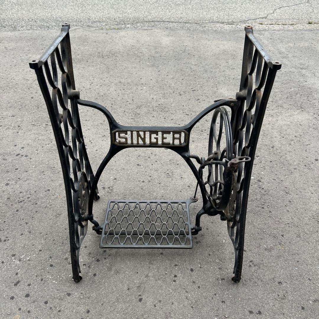 シンガー　網目ミシン脚　ミシン台　テーブル脚　アンティーク　レトロ　b11