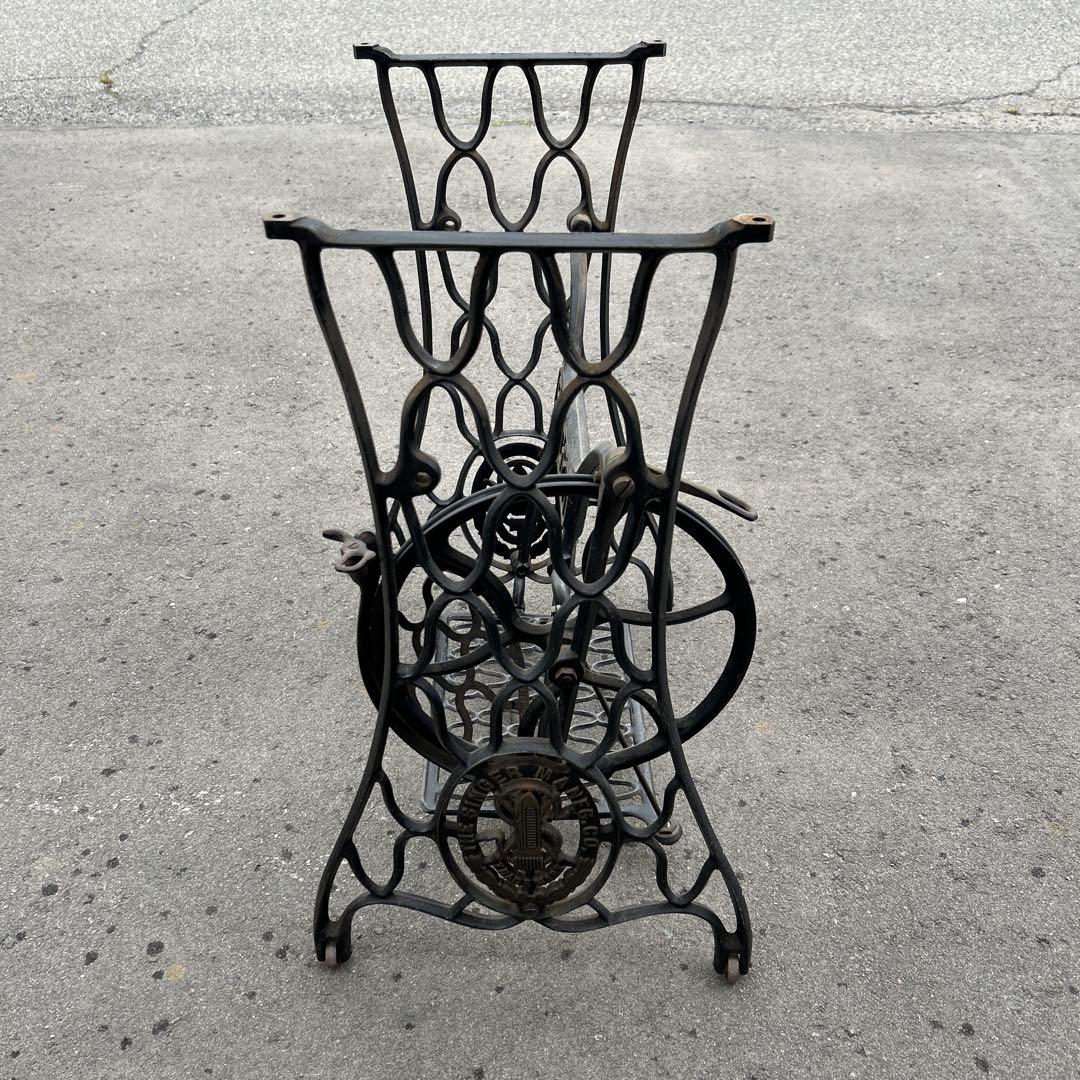 シンガー　網目ミシン脚　ミシン台　テーブル脚　アンティーク　レトロ　b11