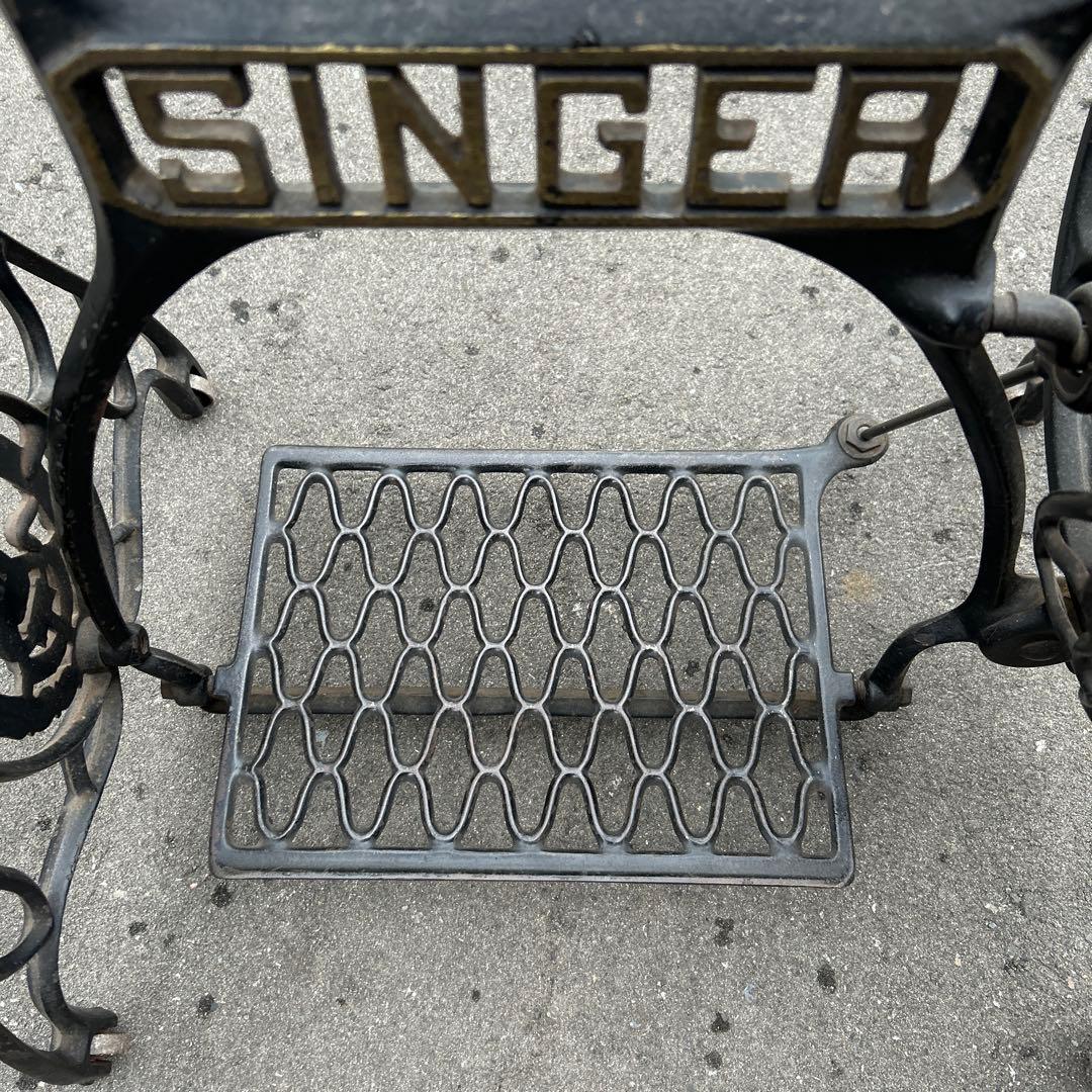 シンガー　網目ミシン脚　ミシン台　テーブル脚　アンティーク　レトロ　b11