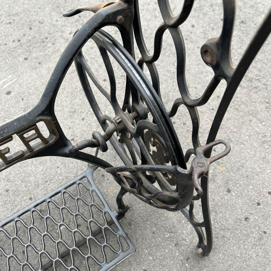 シンガー　網目ミシン脚　ミシン台　テーブル脚　アンティーク　レトロ　b11