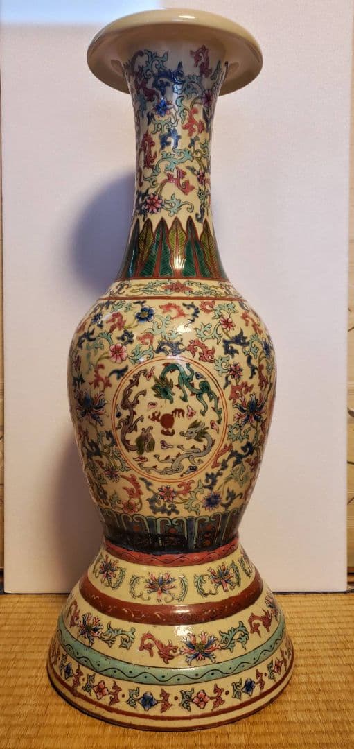 中国古玩　大清雍正年製　色絵粉彩唐草龍鳳凰文様　大花瓶