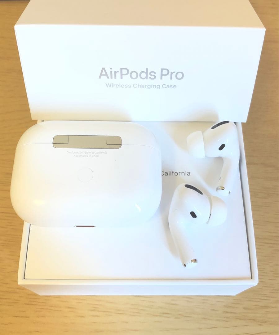AirPods Pro 1世代　エアーポッズプロ 本体　イヤフォン＋充電ケース