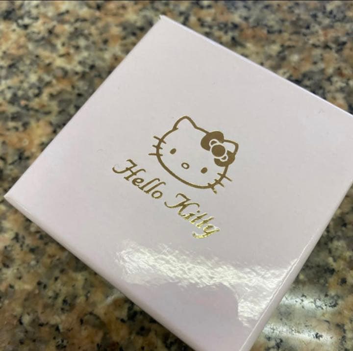 希少　新品　 シルバー925 ハローキティ ルビー ストラップ　サンリオ　ケース