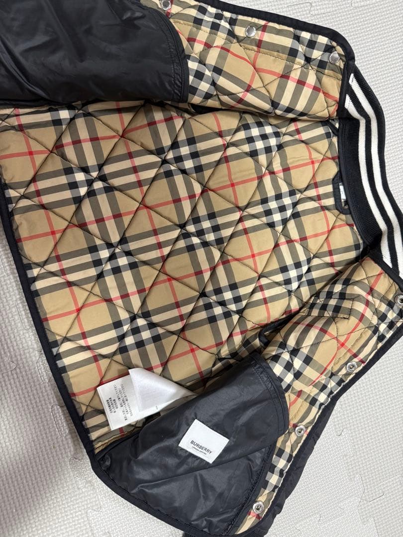 バーバリー　キルティングアウター　黒