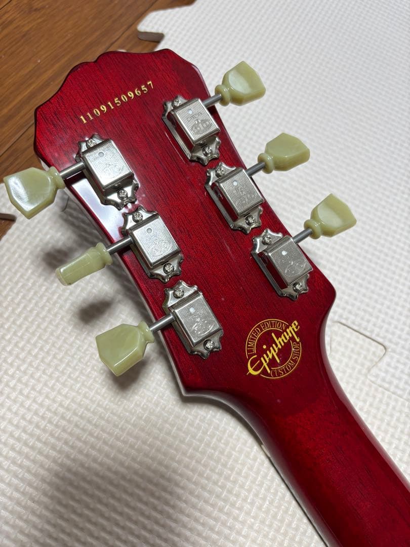 ギター Epiphone Tak Matsumoto Double Cuttaway