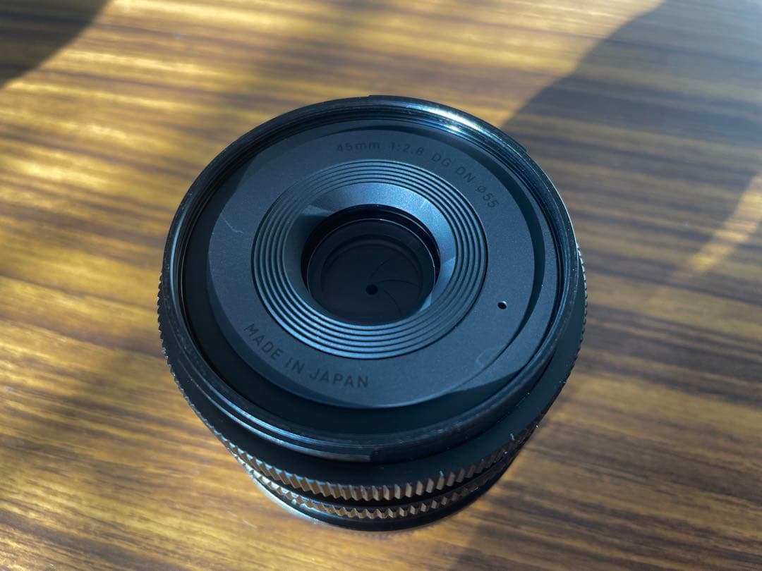みお【美品】SIGMA 45mm F2.8 DG DN Lマウント