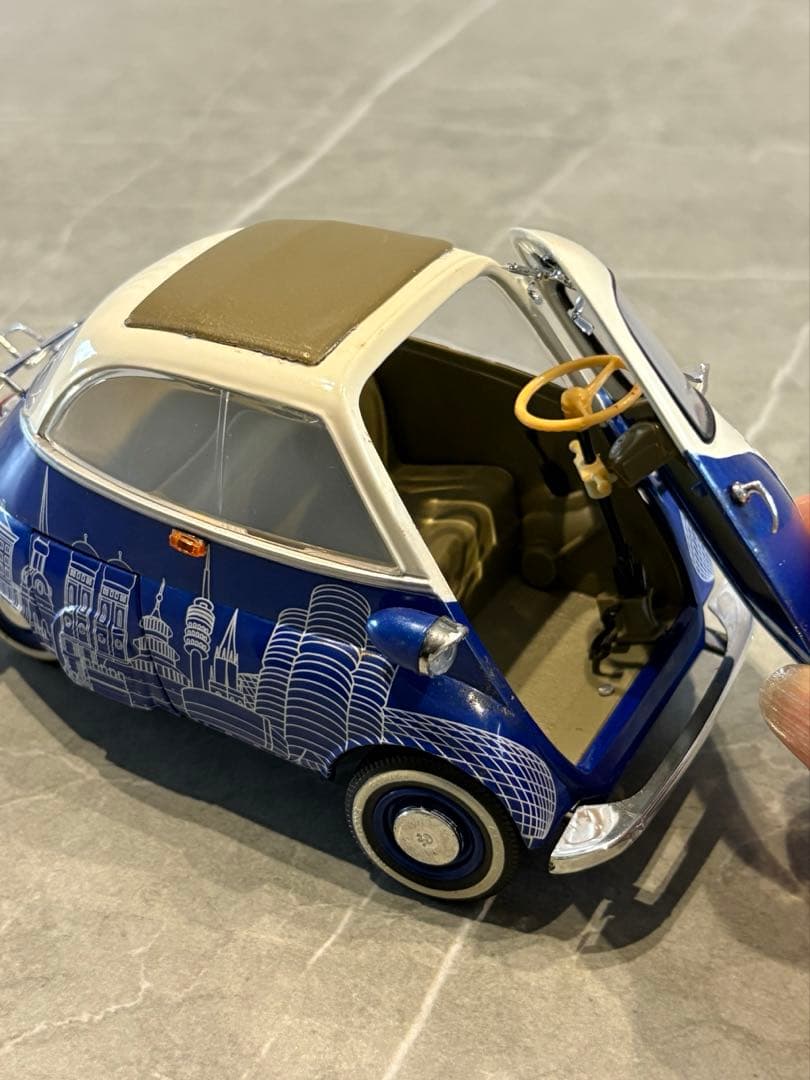 BMW Isetta 250 1955年リミテッドエディションミニカー