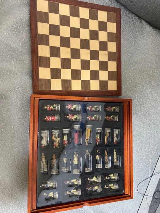 チェス盤　「ナポリオンvsウェリントン」