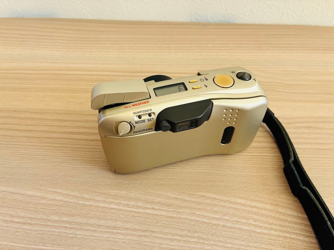 hana　オリンパス μ[mju:] ZOOM 140 DELUXE