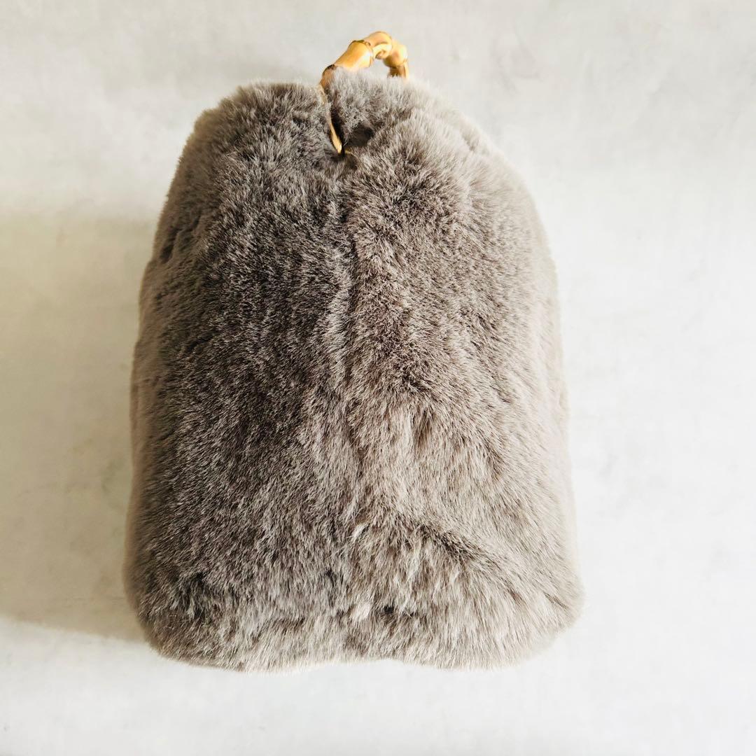 美品ヴィオラドーロファーバンブーハンドル巾着バック秋冬