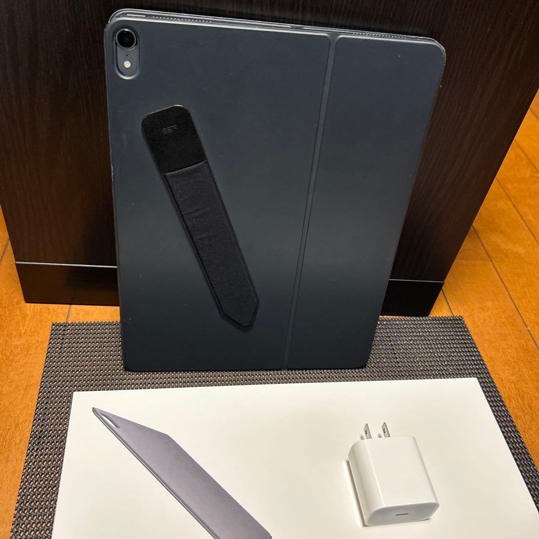 キーボード付 iPad Pro（iOS26） 12.9インチ 3世代 256GB