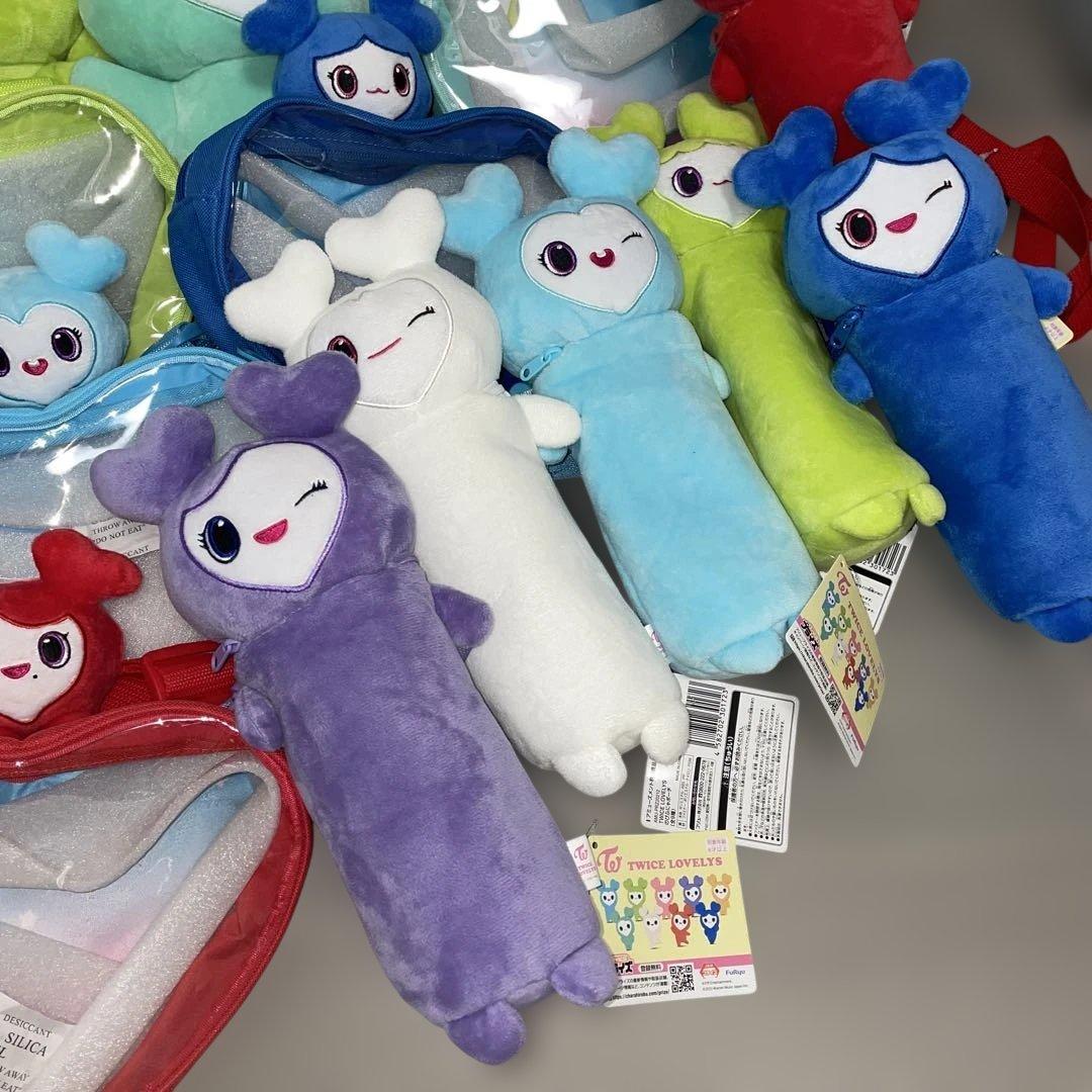 TWICELOVELYSぴょこきゅんバッグ ・のびふにゃポーチ他22点GIGO