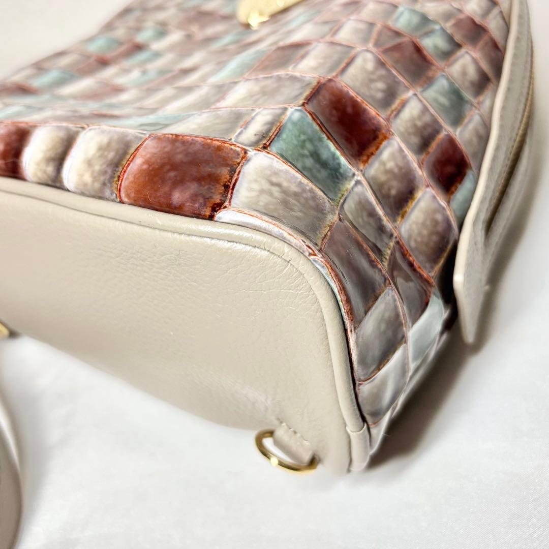 【極美品】　アタオ　バッグ　ミッドタウン　ヴィトロ　タッセル　アドリアエメラルド