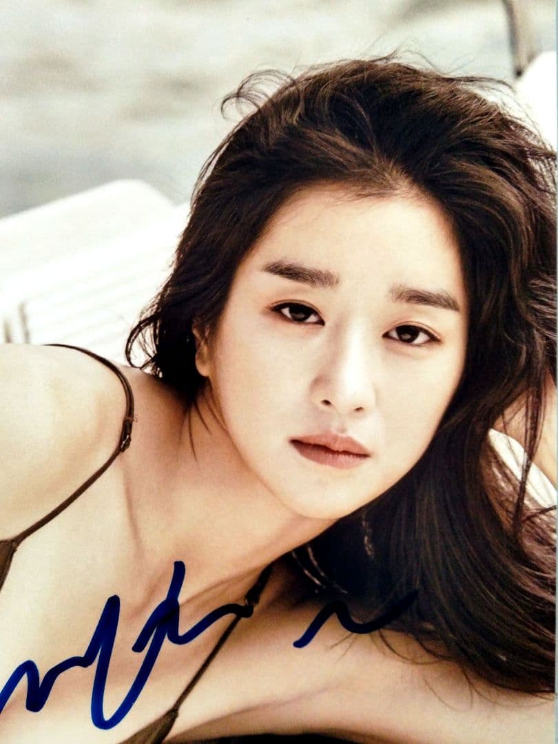 セール中…ソ・イェジ直筆サイン入り2Lサイズ写真…