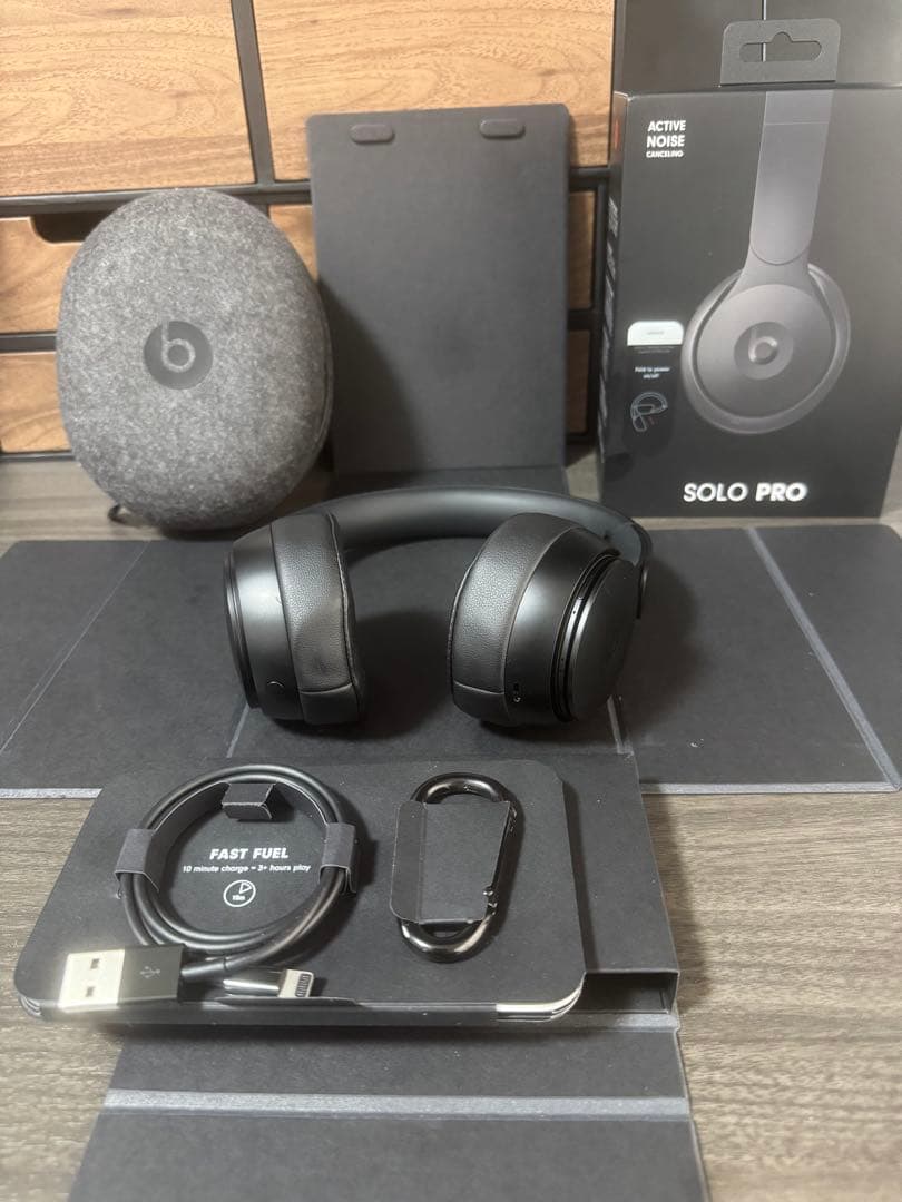 ヘッドホン Beats SOLO PRO