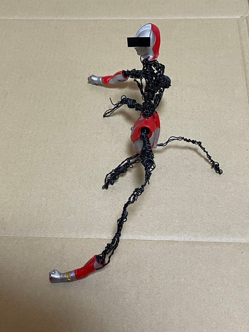 美術品　何かよくわからない　美術品