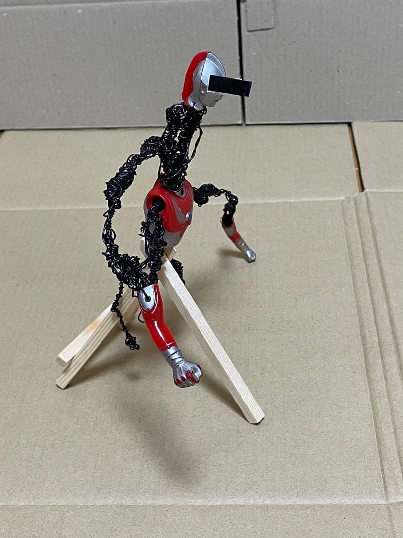 美術品　何かよくわからない　美術品