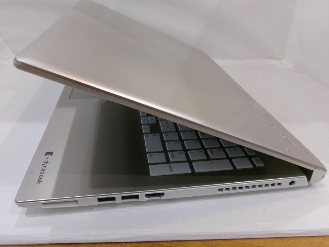 東芝 PTE5EGP-BJAサテンゴールド・Win11/Office2021キー