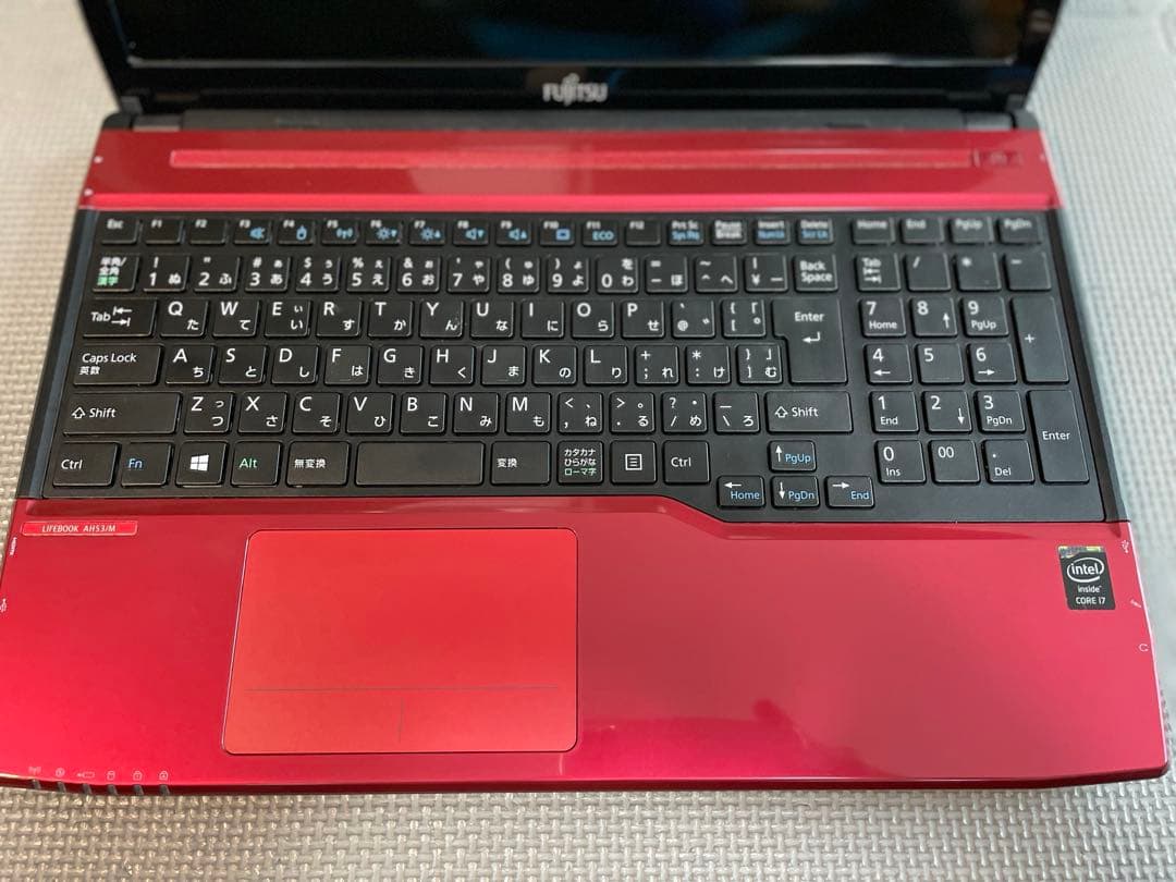 富士通　ノートパソコン