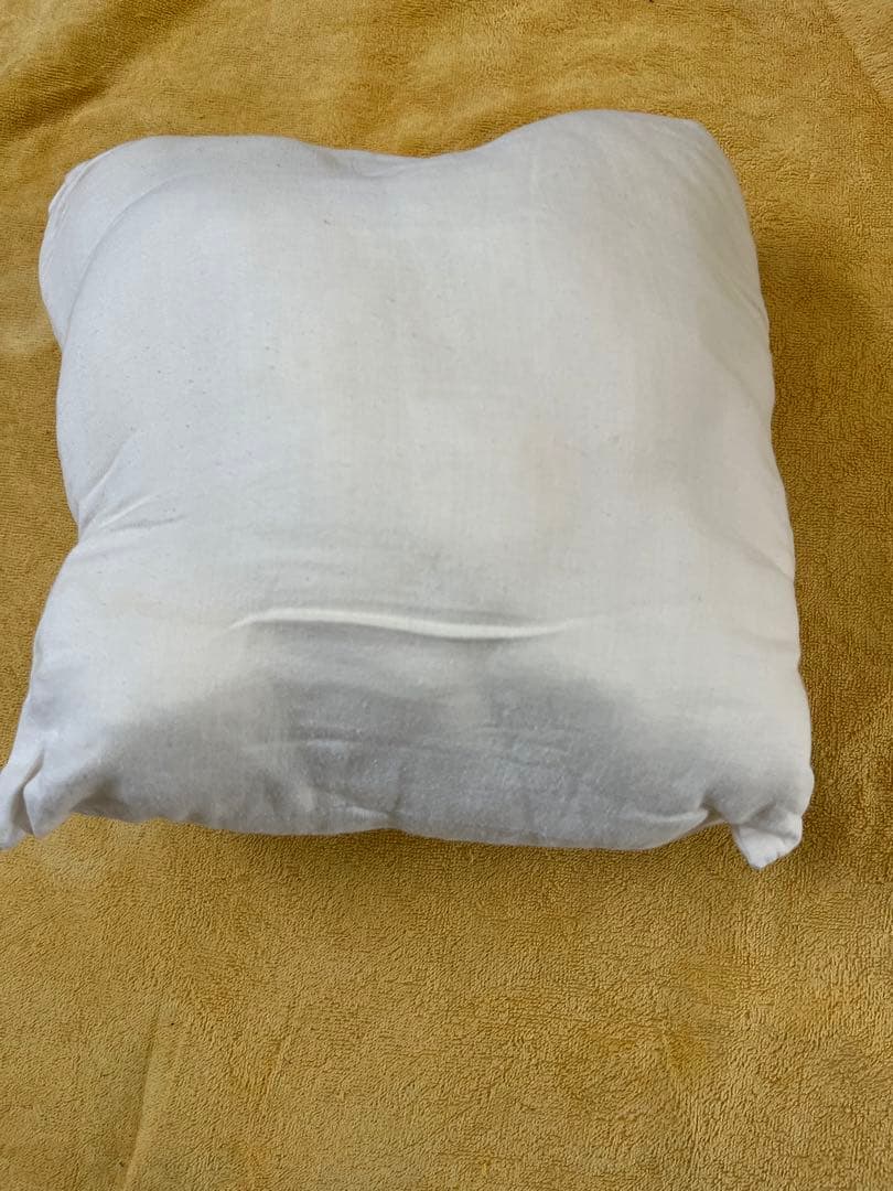 イギリスヴィンテージ　クッション