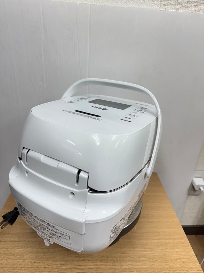 TOSHIBA 真空圧力IH炊飯器 RC-10VSR ホワイト