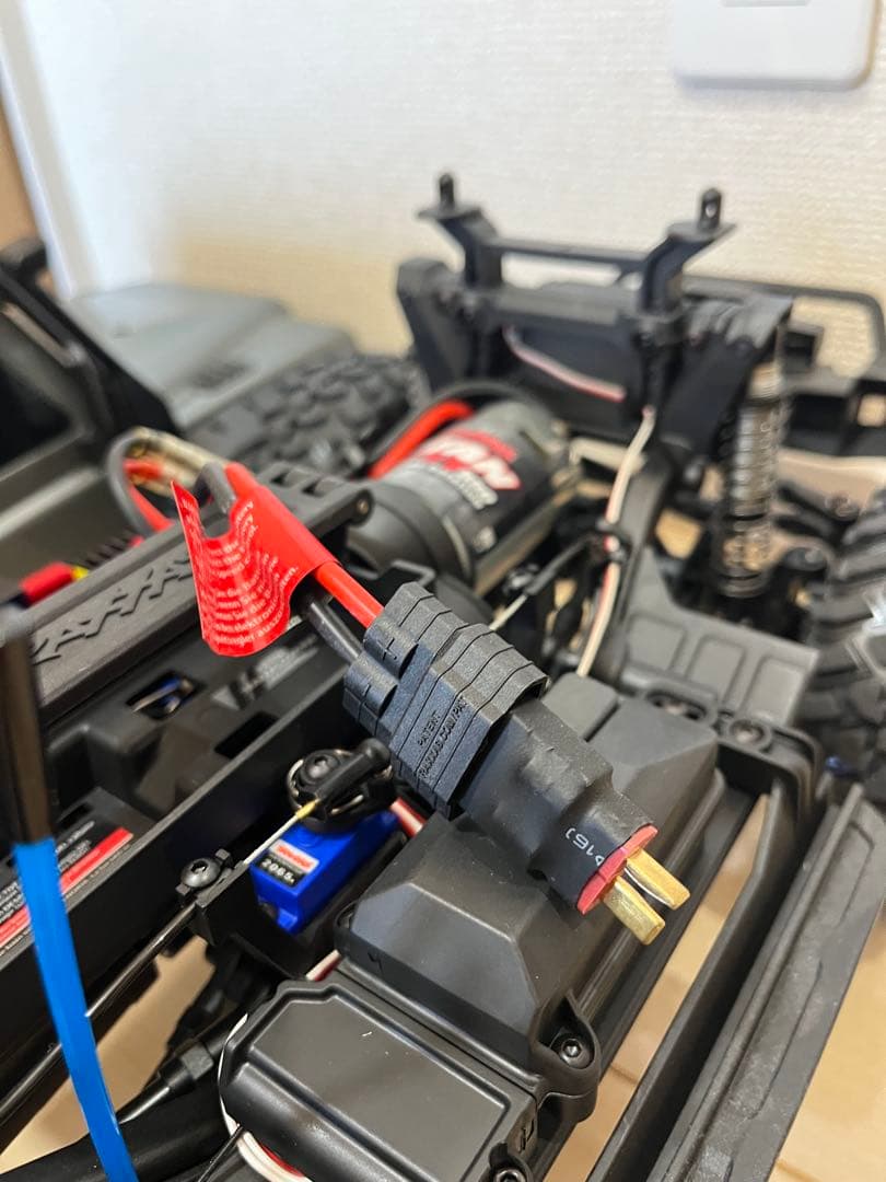 トラクサス TRX4 ランドローバー ディフェンダーD110 RTR シルバー