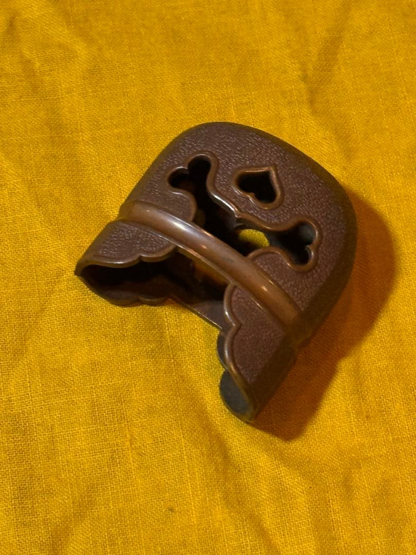 軍刀　素銅地石目　猪目透　刀装具四点　未使用