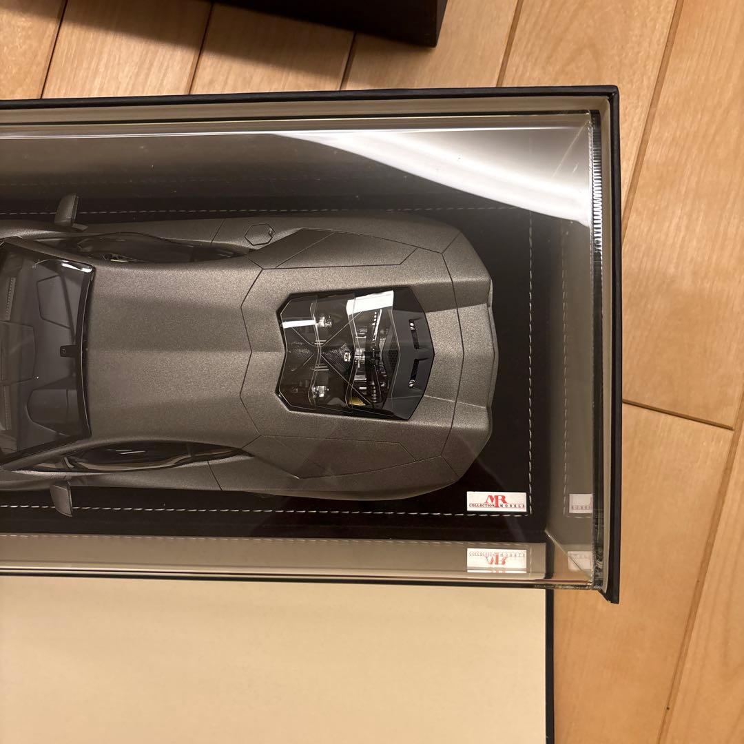 ランボルギーニ　アヴェンタドール 1/18 シルバー　非売品