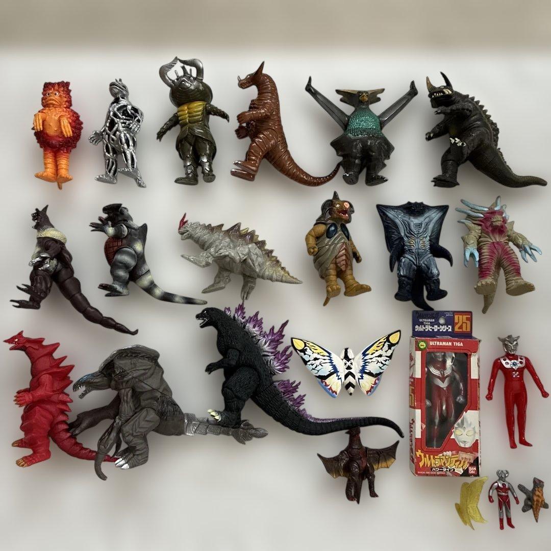 ウルトラマン 怪獣フィギュア ソフビ 19体まとめ売り おまけ3体