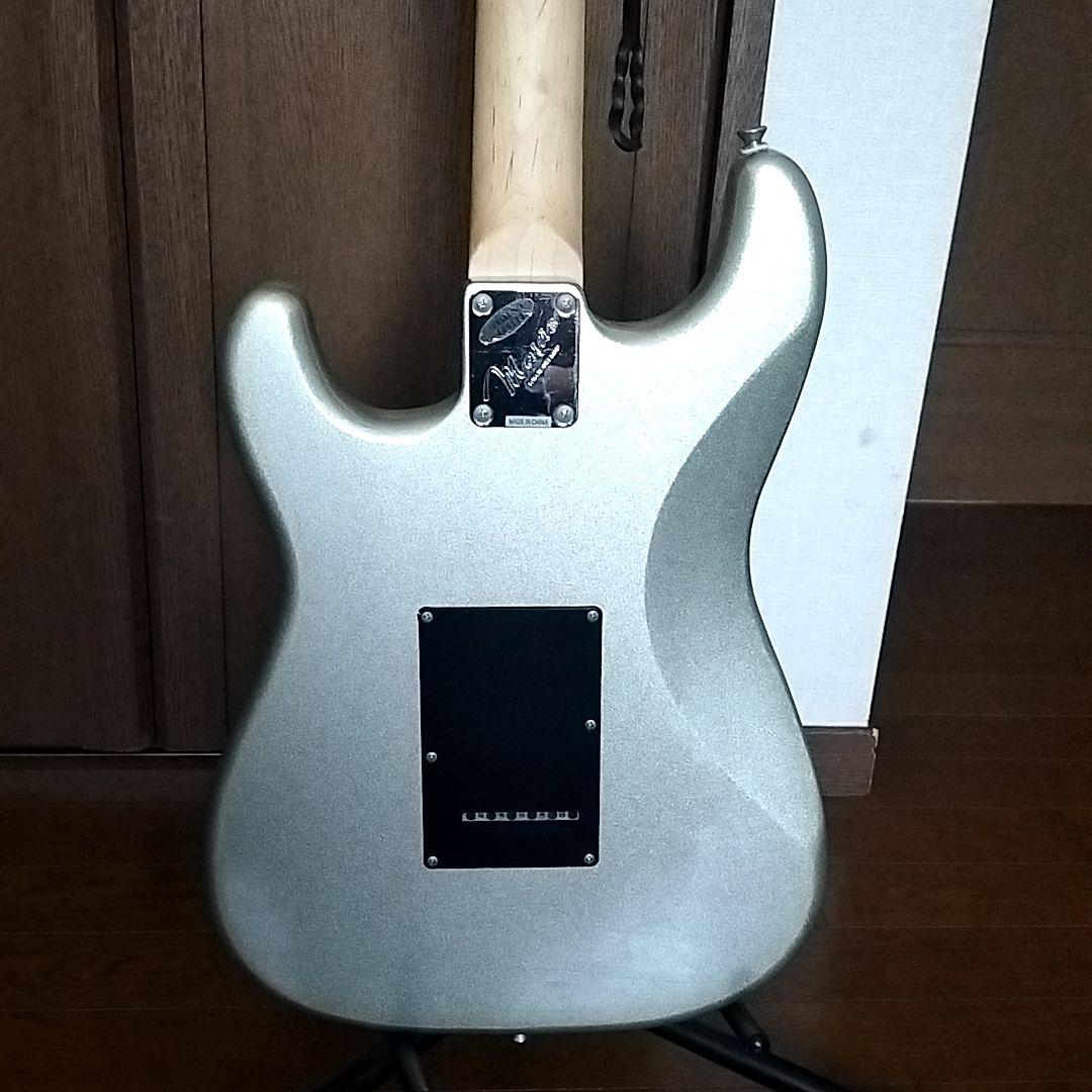 MAVIS　メイビス　イシバシ楽器　エレキギター 　シルバー