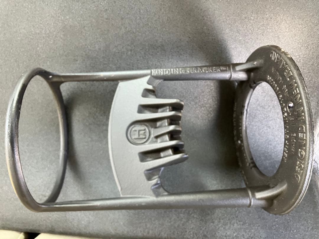 キンドリンクラッカー