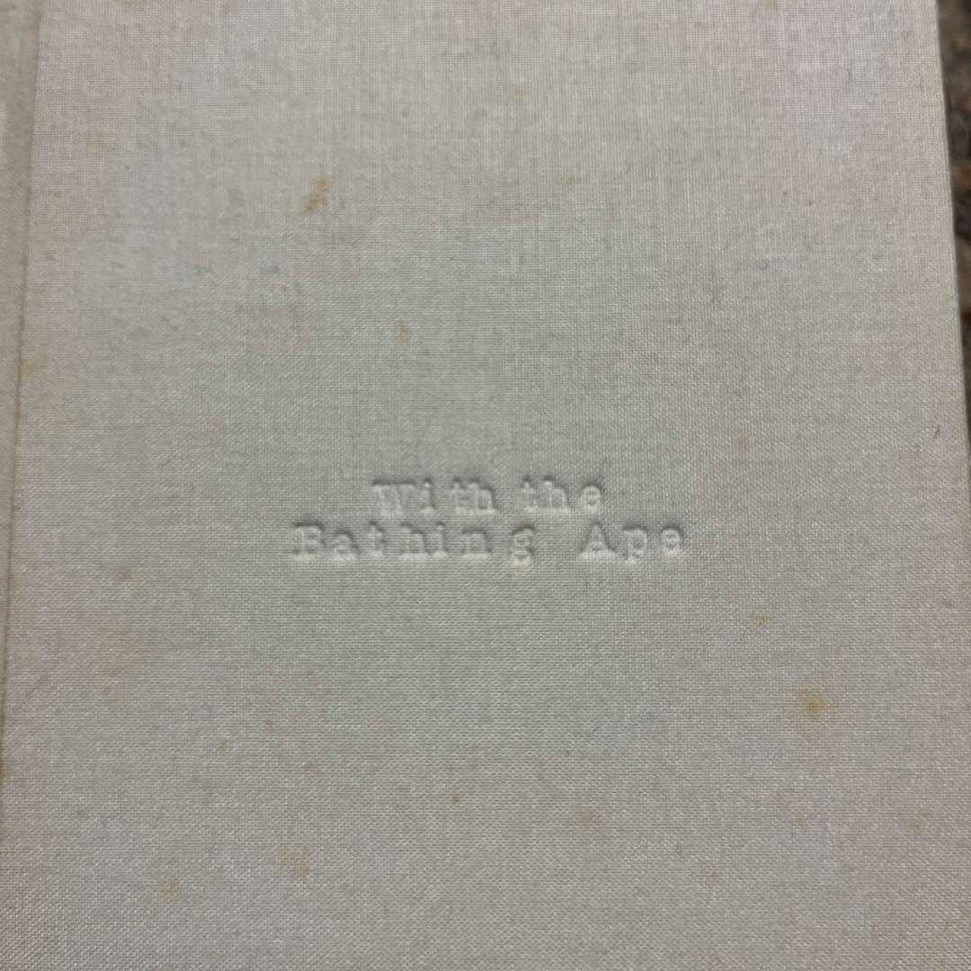 芸術写真 wite the Bathing Ape artbook