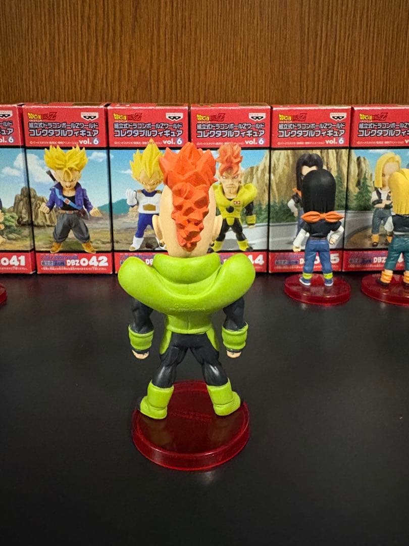 ドラゴンボールZ ワールドコレクタブルフィギュア　vol.6 人造人間対セル編
