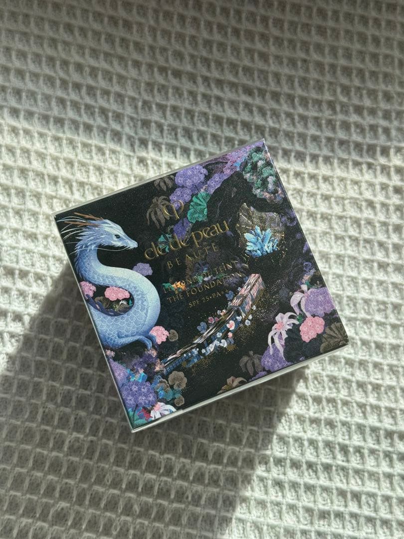 クレ・ド・ポー ボーテ ラグジュアリースキンケアファンデーション　オークル10