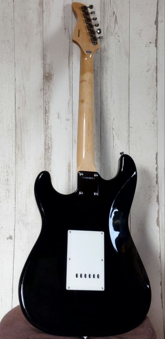 フェルナンデス le-1z　なかなかいい音がします。