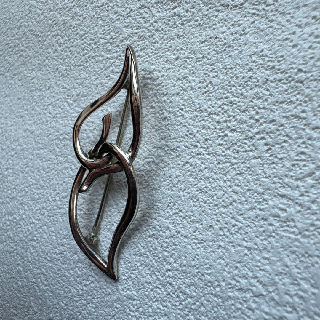 Tiffany broach ティファニーブローチ　ダブルリーフ