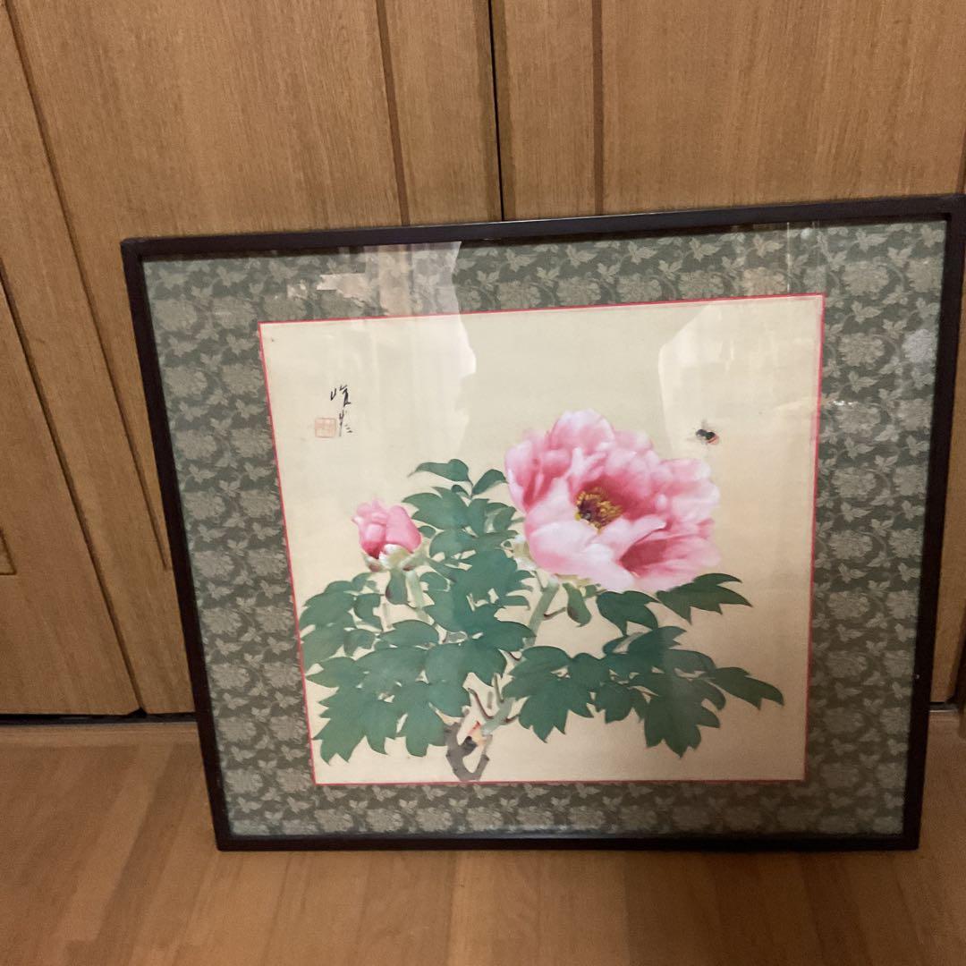 作者名不詳 絹本彩色画 花鳥図【 牡丹の花に蜂図 】 額装仕立て