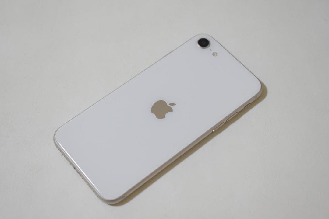 当日発送 新品 iPhone SE 3 スターライト 64gb SIMフリー