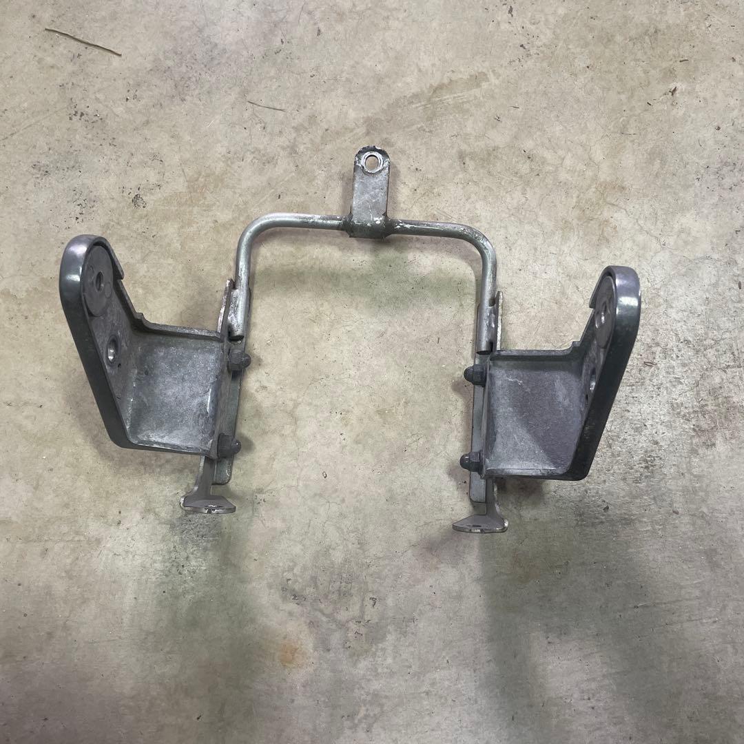 カワサキ ゼファー400 ライトステー