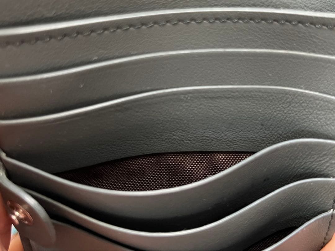 フェンディ 二つ折り財布ピーカブー セレリア 8M0438 ミントグリーン