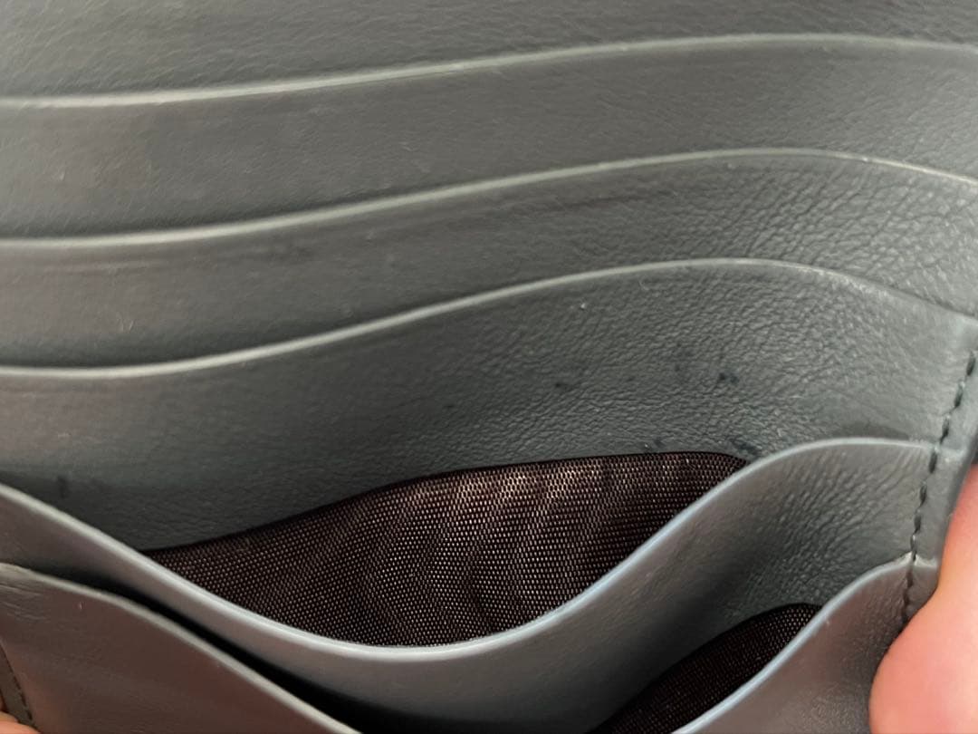 フェンディ 二つ折り財布ピーカブー セレリア 8M0438 ミントグリーン