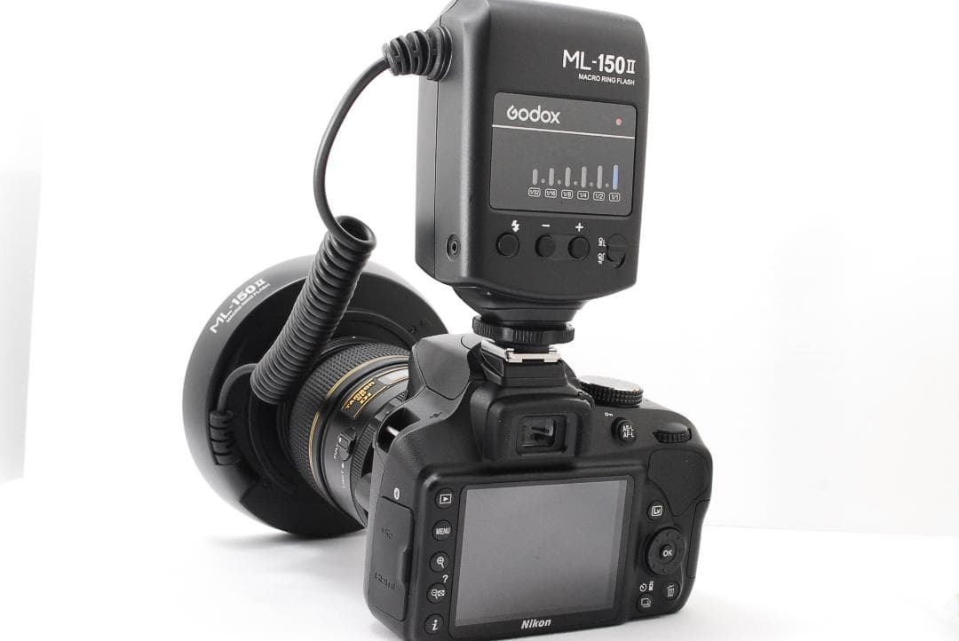 Nikon D3500 カメラボディ　TAMRONレンズ　ストロボ　セット