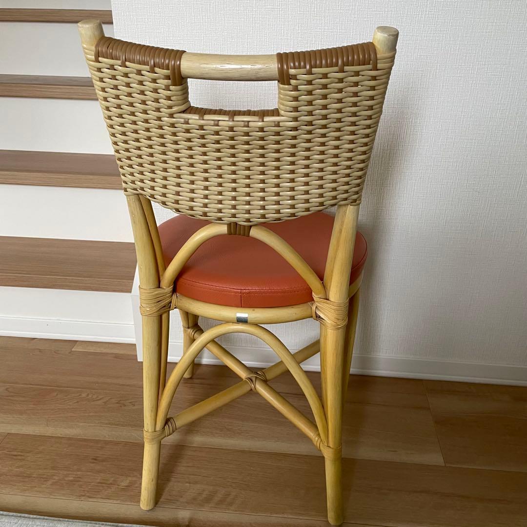 【美品】軽くて丈夫　ラタンチェア　　椅子　2脚セット