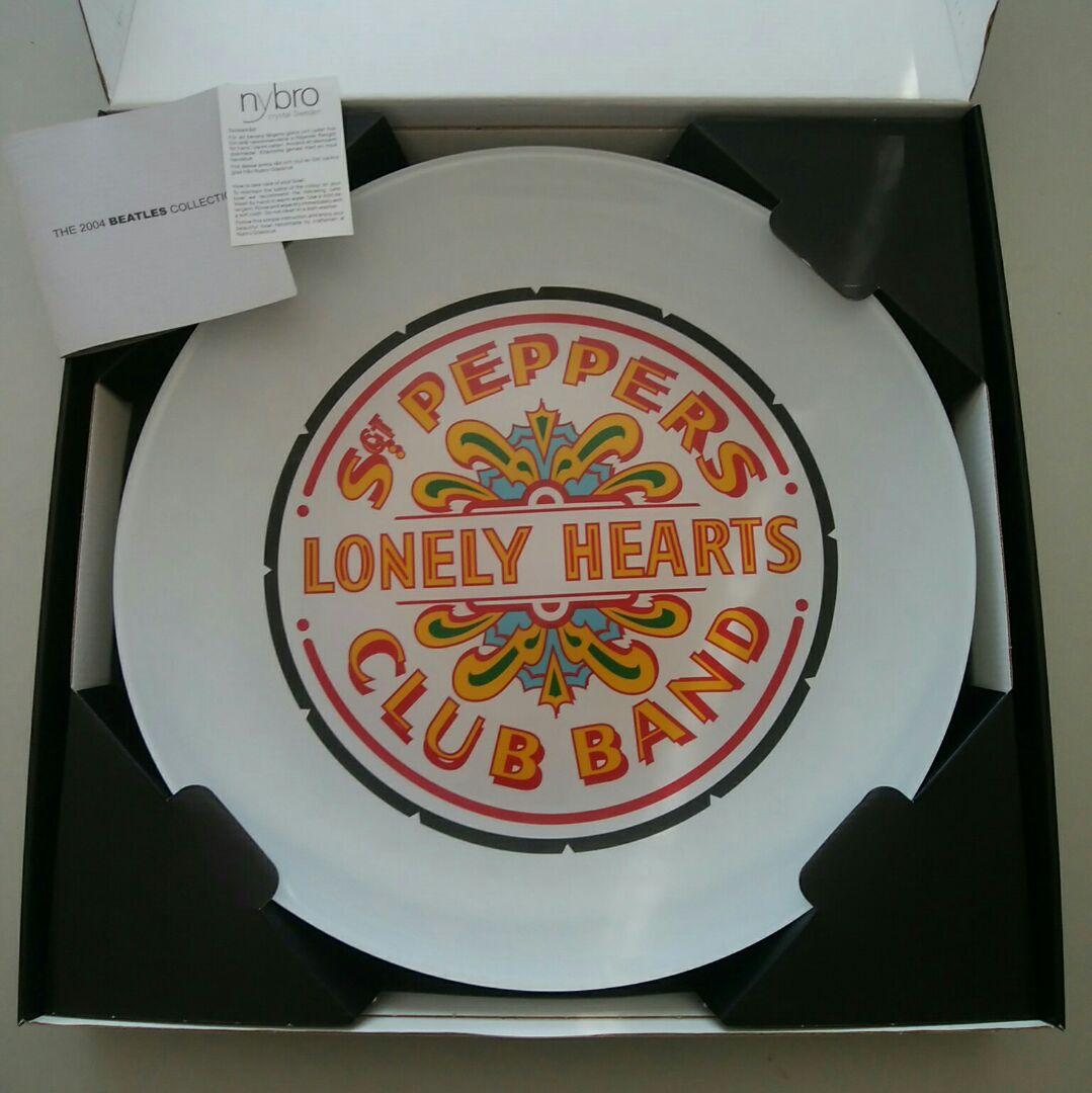 【全世界限定500枚】 スウェーデン製　ビートルズ　ガラス・プレート