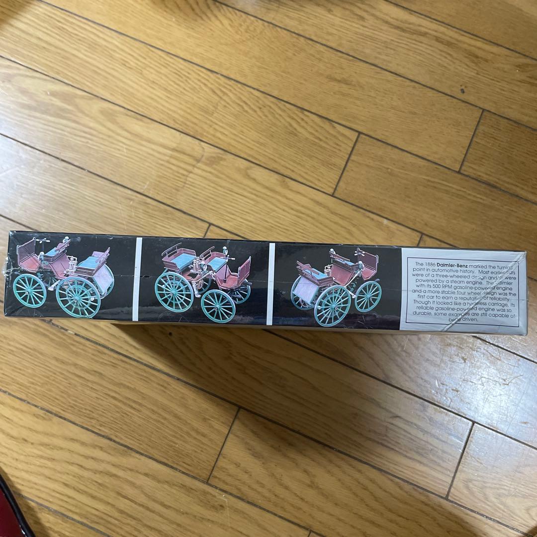 1886 Daimler-Benz 1/16スケール モデルキット